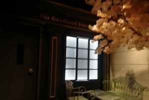 杭州临安区玲珑街道附近夜场招聘女招待,领队直招没套路的