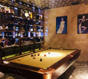 杭州新开的夜总会招聘包厢气氛组,上班工作轻松吗_