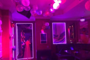 杭州有小费拿的酒吧ktv招聘包厢服务员,一天上几个小时班