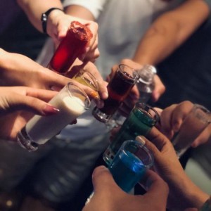 花店海报招聘文案模板（创意花店招聘启事海报设计模板）