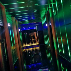 杭州上城区笕桥街道附近ktv招聘现场DJ,(好上班的不挑人)