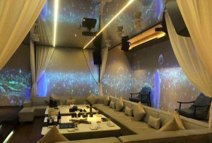 杭州富阳区东洲街道附近夜总会招聘现场DJ,有学历要求吗？