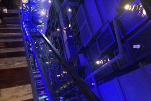 杭州上城区丁兰街道附近酒吧招聘酒水促销员,工资是怎么发放的