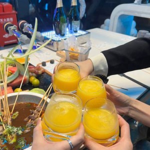 杭州顶级夜总会招聘包厢陪唱,25岁以上可以做夜场招聘_