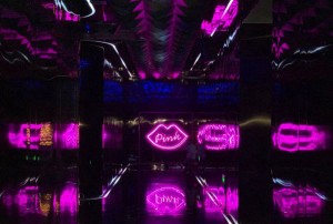 杭州知名的夜总会ktv招聘包厢管家,中午管饭吗？